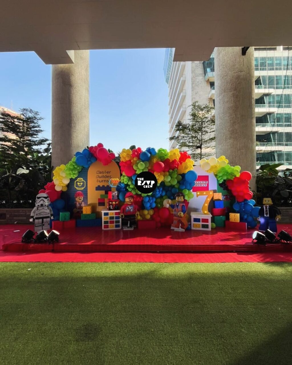 Instagram post from thersvpcrew. This post is in position 0.