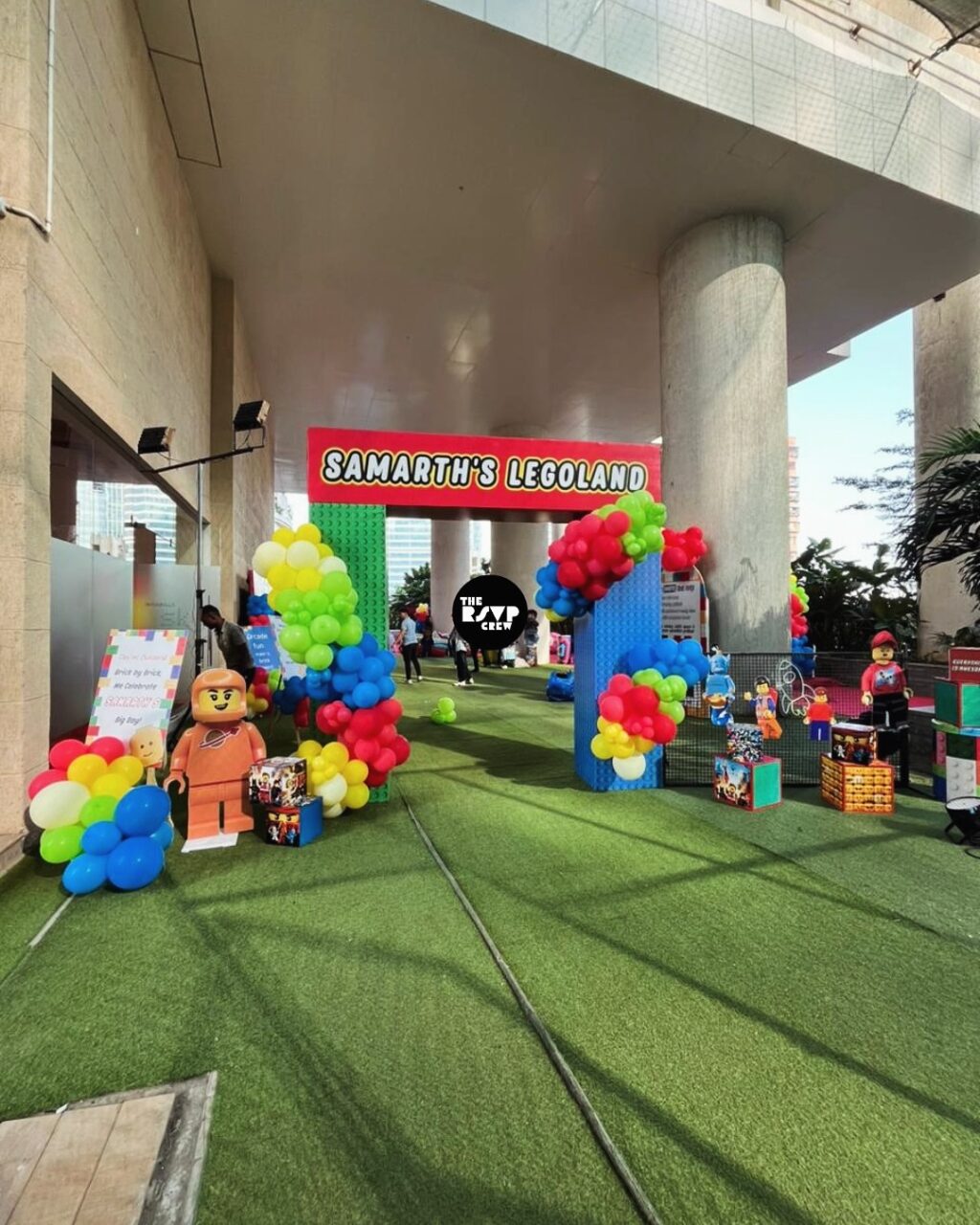 Instagram post from thersvpcrew. This post is in position 9.